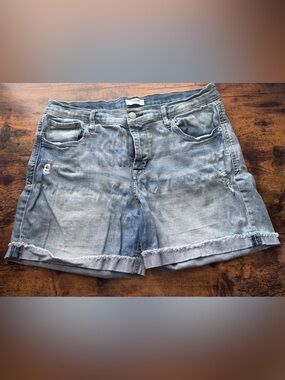 kensie Washed Light Blue Denim Jean Shorts